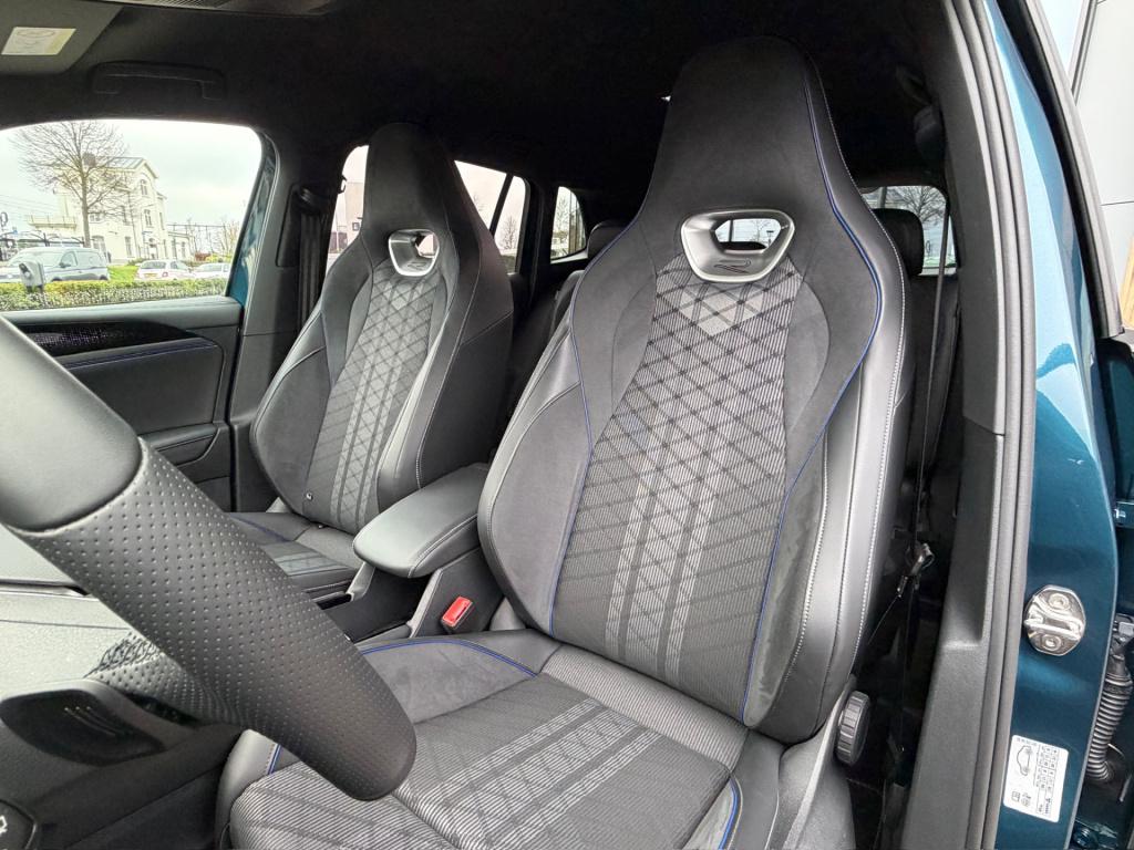 Volkswagen Tiguan 1.5 ehybrid r-line | black line | 360 camera | trekhaak |