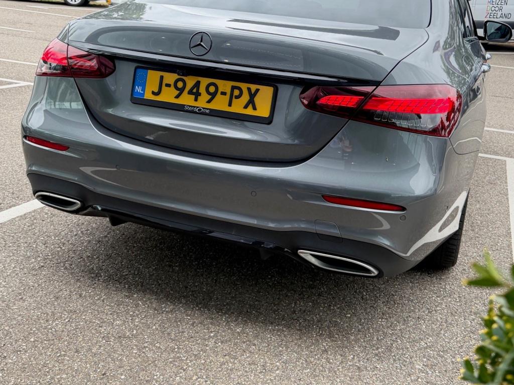 Mercedes-Benz E-Klasse 200 business solution amg l panoramadak l burmester 