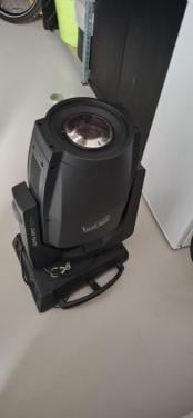 ClayPaky Alpha Spot 575 HPE 2 X 1 defect+ reserve onderdelen.