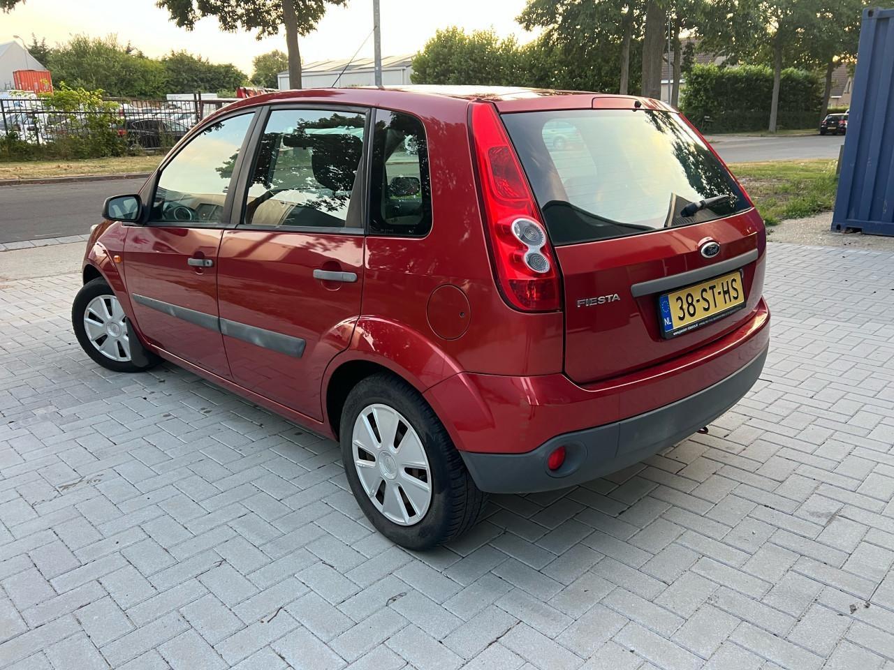 Ford Fiesta 1.3-8V Champion 137.823Km Jaar Apk