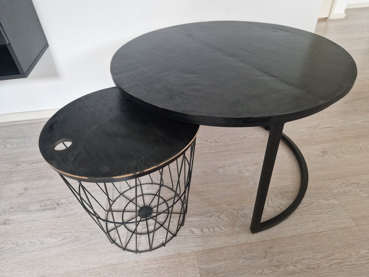 Set van 2 ronde tafels