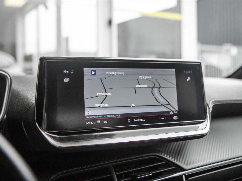 Peugeot 208 1.2 puretech 130pk gt automaat