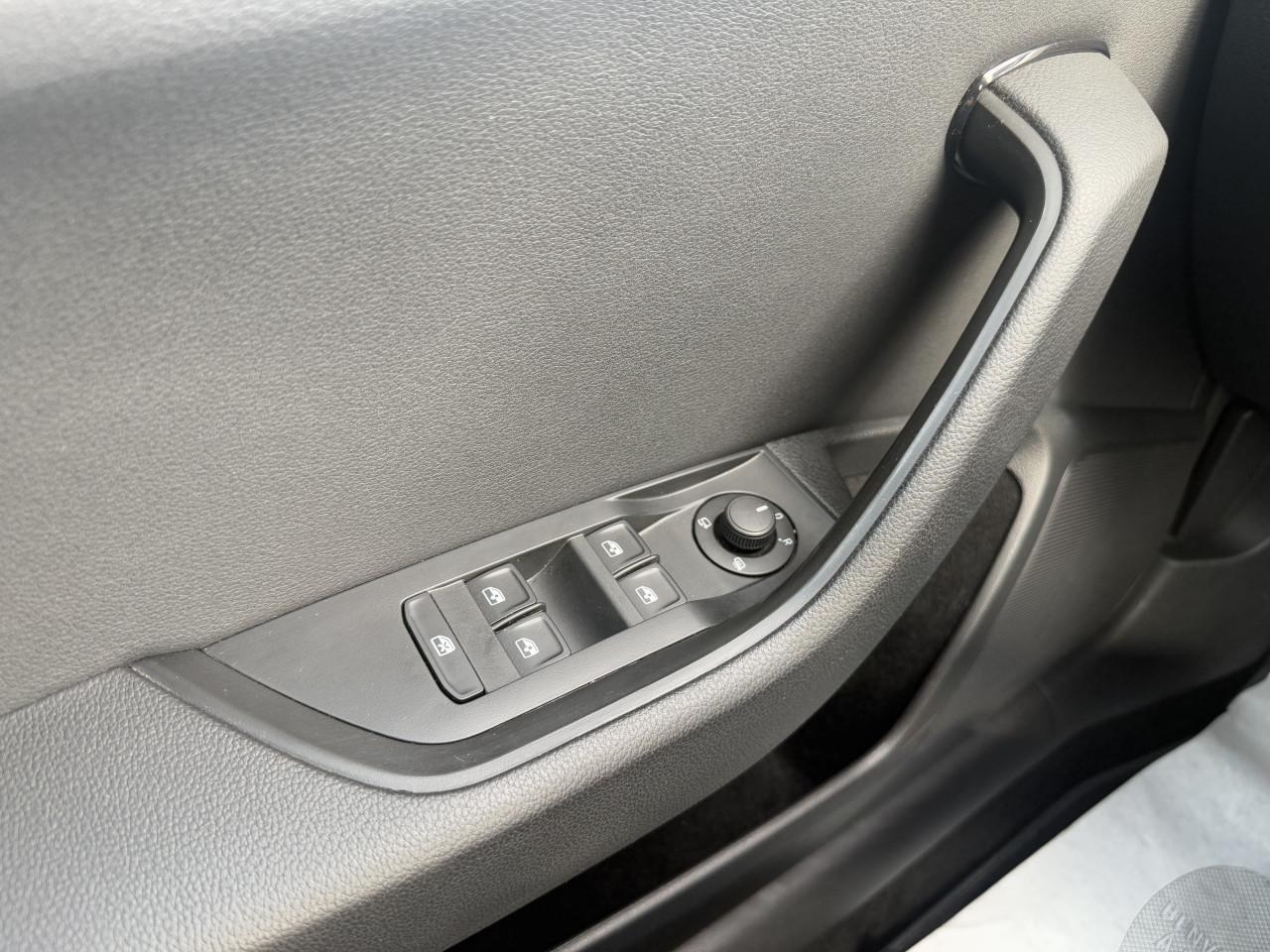 Skoda Superb Combi - 1.5 TSI ACT Business Edition Automaat | ACC| Keyless