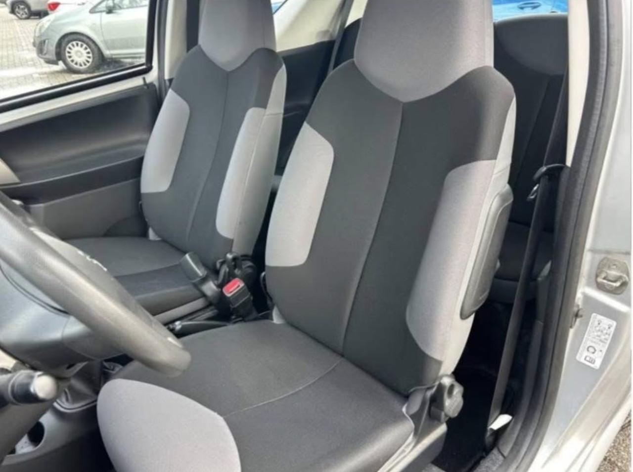 Peugeot 107 1.0 Urban L accent 2014