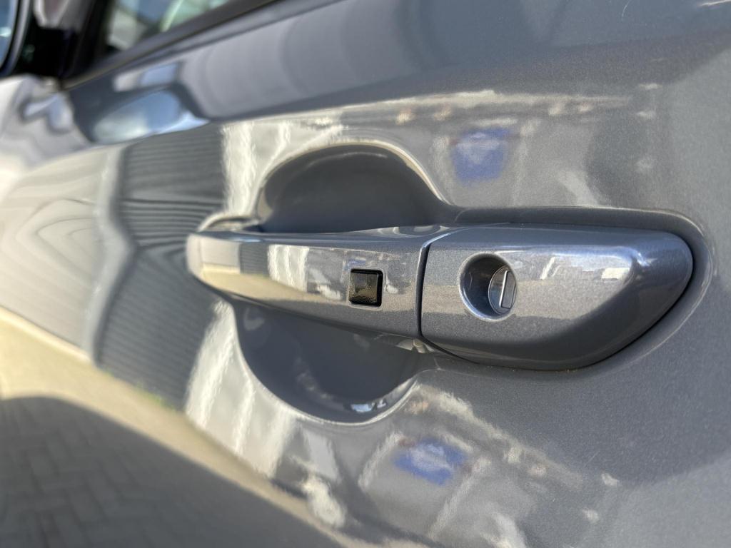 Hyundai Kona 1.6 gdi hev fashion