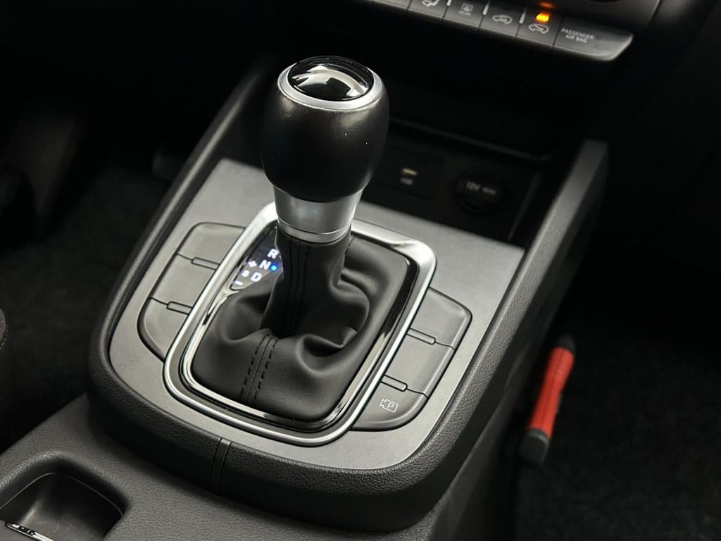 Hyundai Kona occasion 1.6 gdi hev fashion | rood | tweedehands hyundai kona