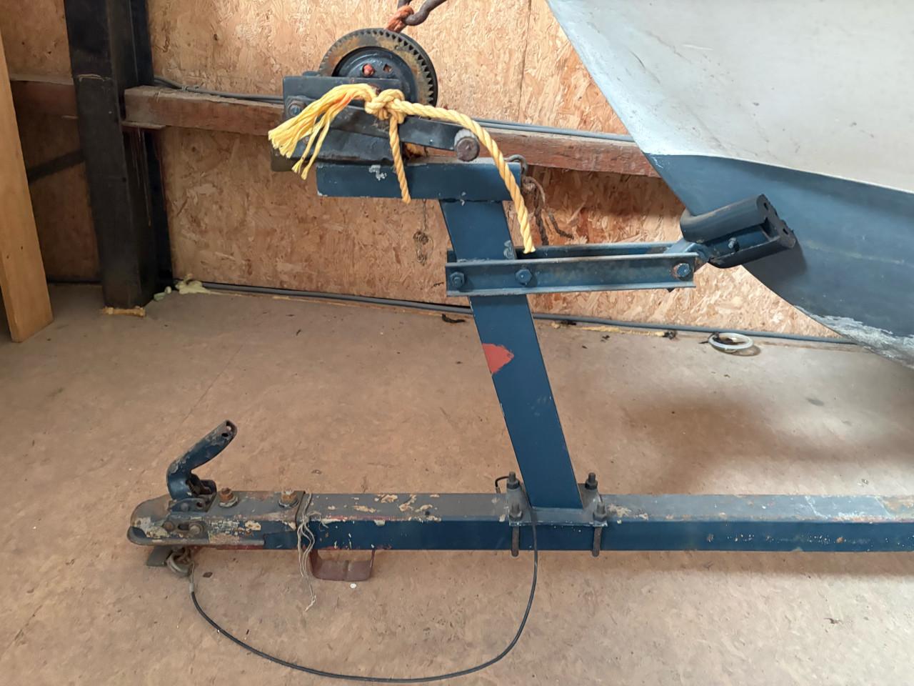 Trailer met polyester boot