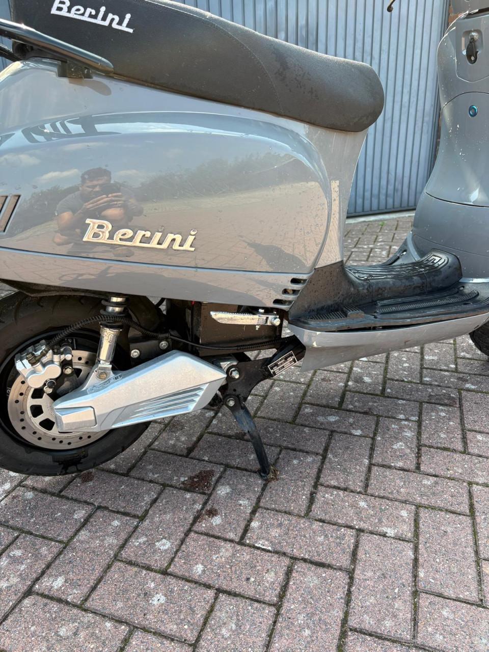 Berini scooter - grijs, elektrisch