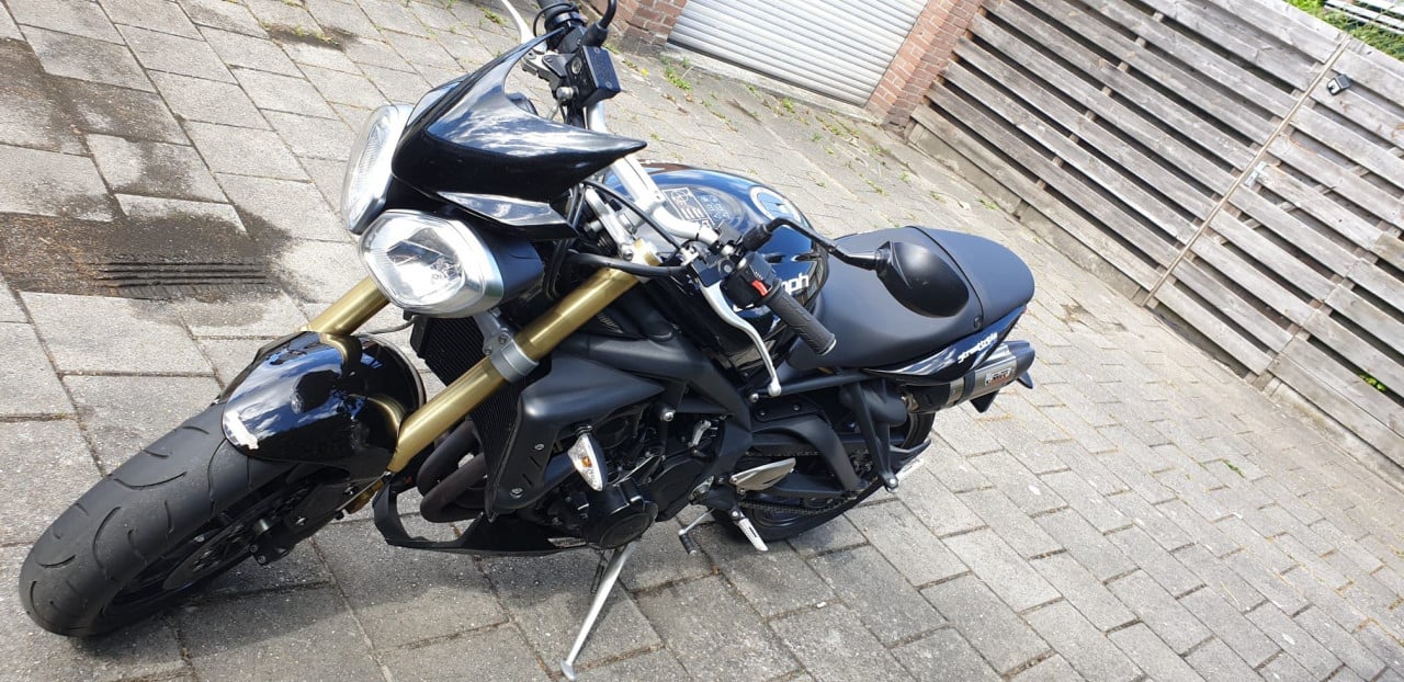 Triumph Street Triple 675