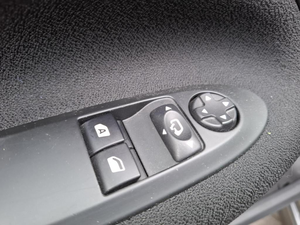 Citroen DS3 1.2 vti so chic pack comfort clima/park