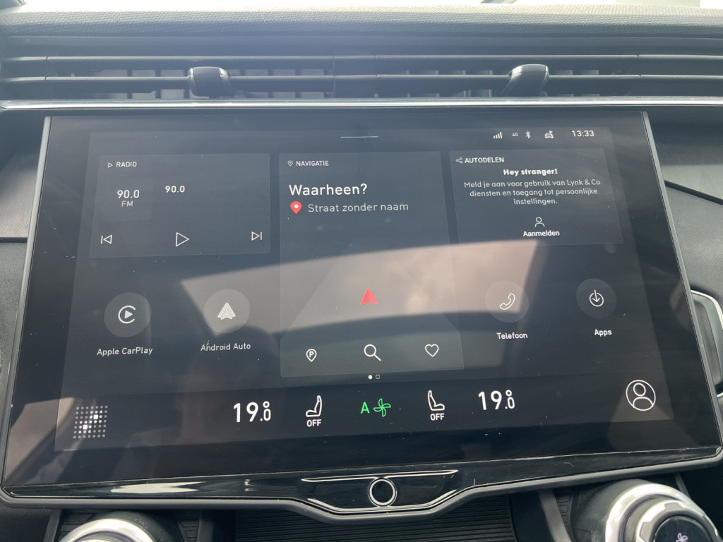 Lynk & Co 01 1.5 261pk plug in hybrid, 360gr camera , zwarte velgen , panod