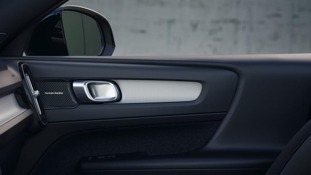 Volvo XC40 b4 gt plus dark visual park assist