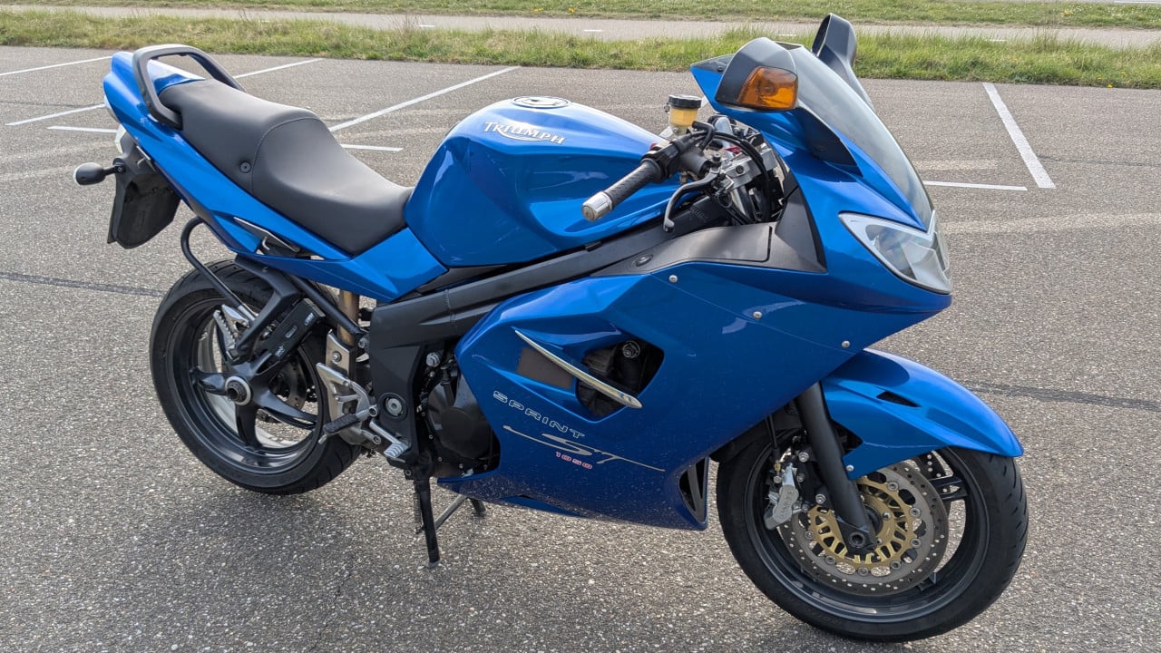 Triumph Sprint ST 1050 - Blauw - Met Brembo voorremmen!
