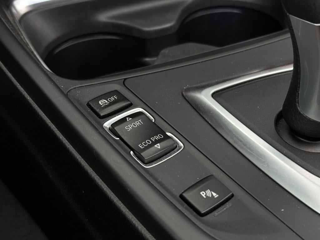 BMW 4 Serie cabrio 428i high executive * nl auto nap * stoel + nek verwarmi