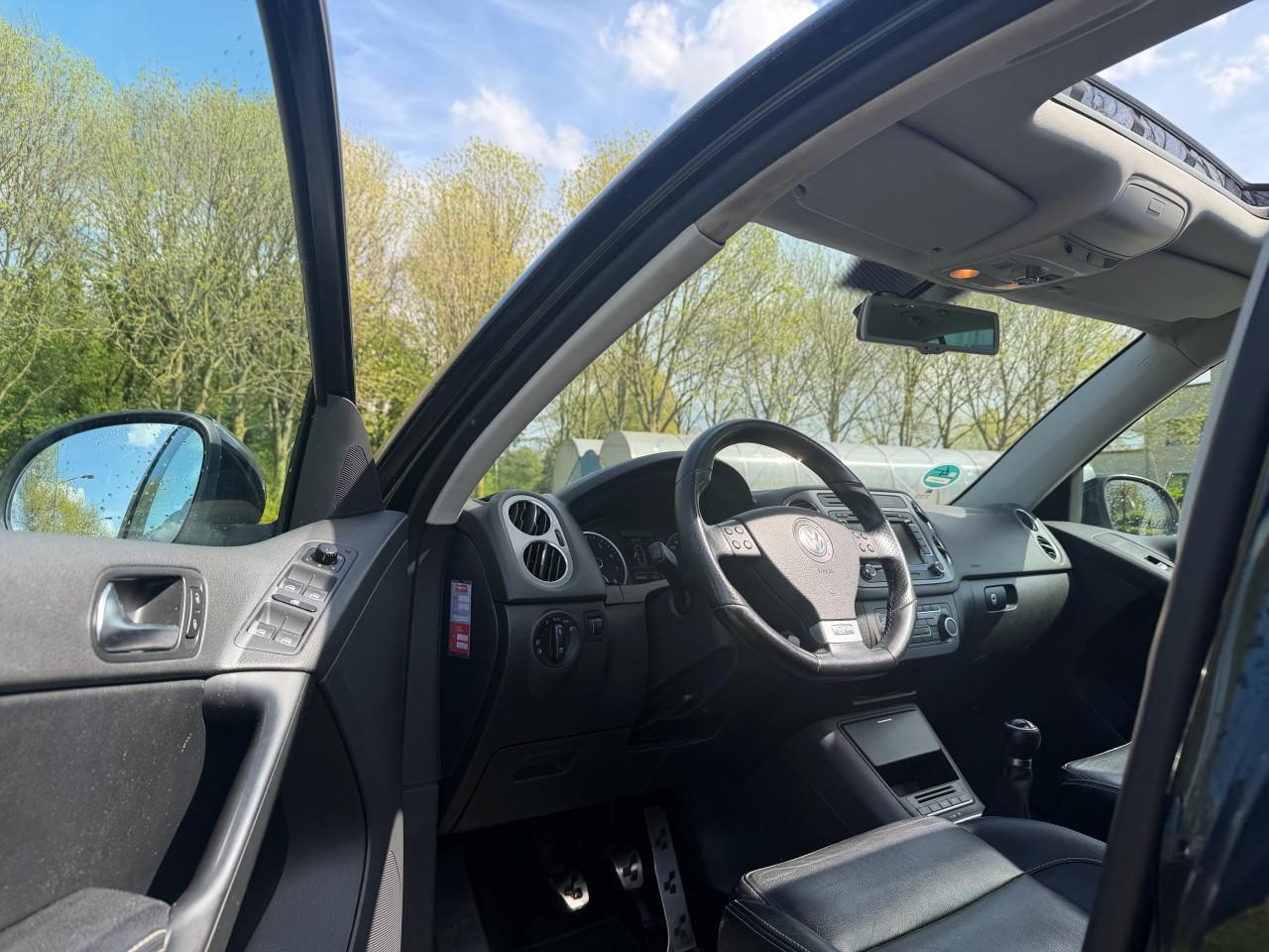 Volkswagen Tiquan 1.4 R-Line | Apk | Nap | Airco | Pdc | Pano | Camera