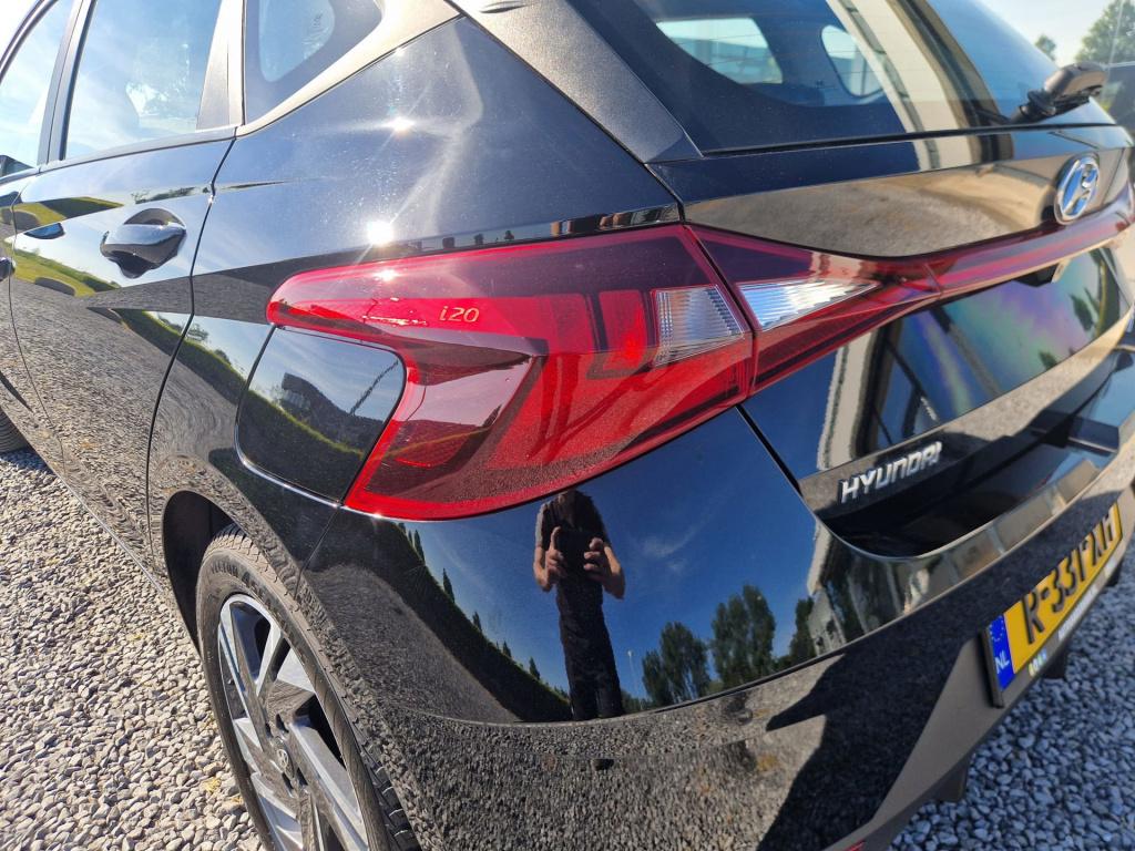 Hyundai I 20 1.0 t-gdi comfort | 1e eigenaar | camera | airco | lane assist