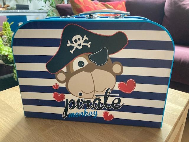 Speelgoed/verkleedkleding + accesoires