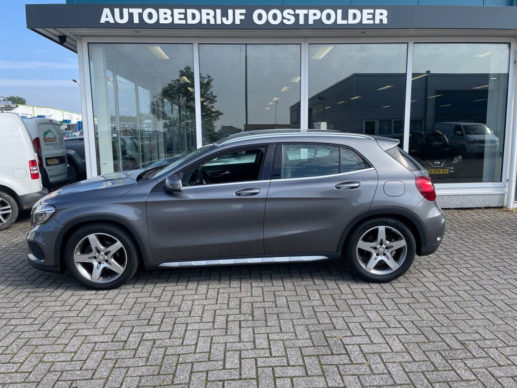 Mercedes-Benz Gla-klasse 180 prestige amg