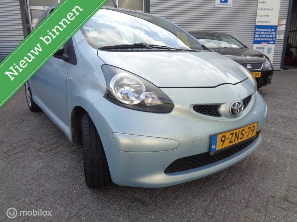 Toyota Aygo 1.0-12v + stuurbekr.lm velgen nieuwe apk mee neemprijs