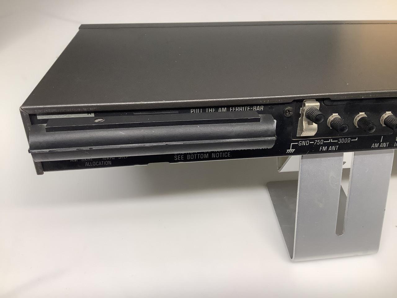 Technics Quartz synthesizer FM/AM stereo tuner ST-S4 zwart.