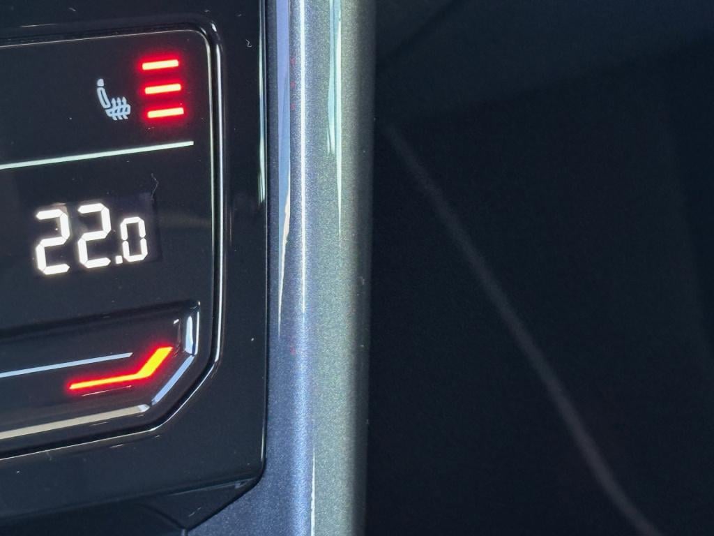 Volkswagen T-roc 1.5 tsi 150pk dsg style carplay | camera | keyless | elek.