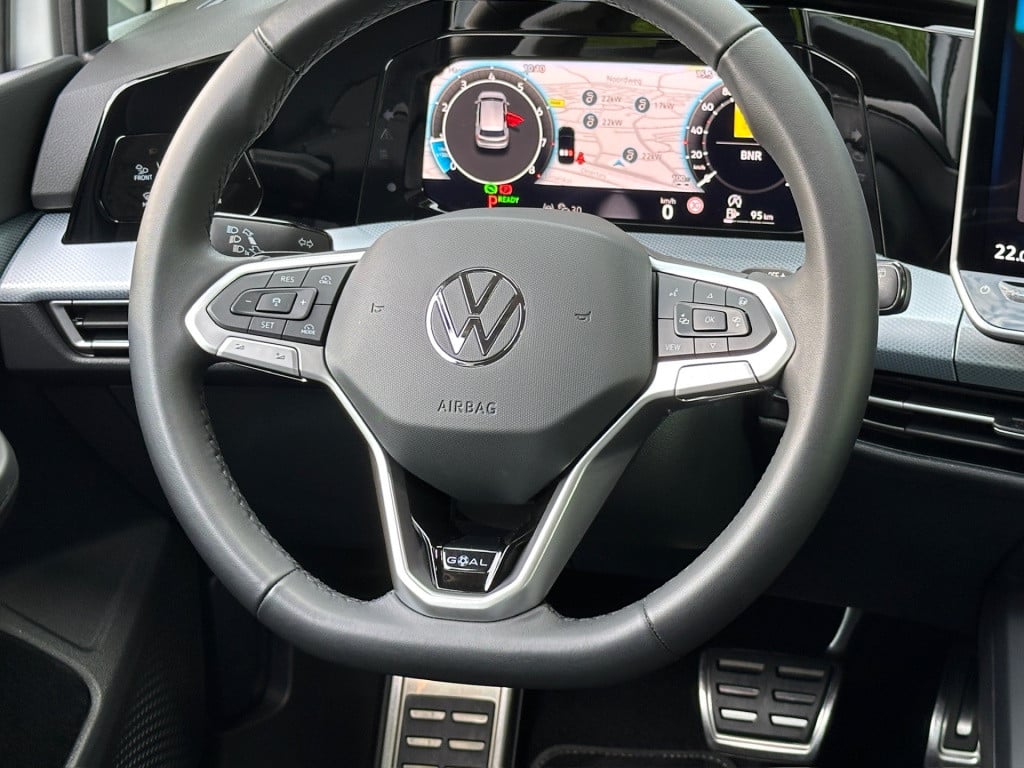 Volkswagen Golf 1.5 etsi 150pk dsg goal | camera | trekhaak | dode hoek | i