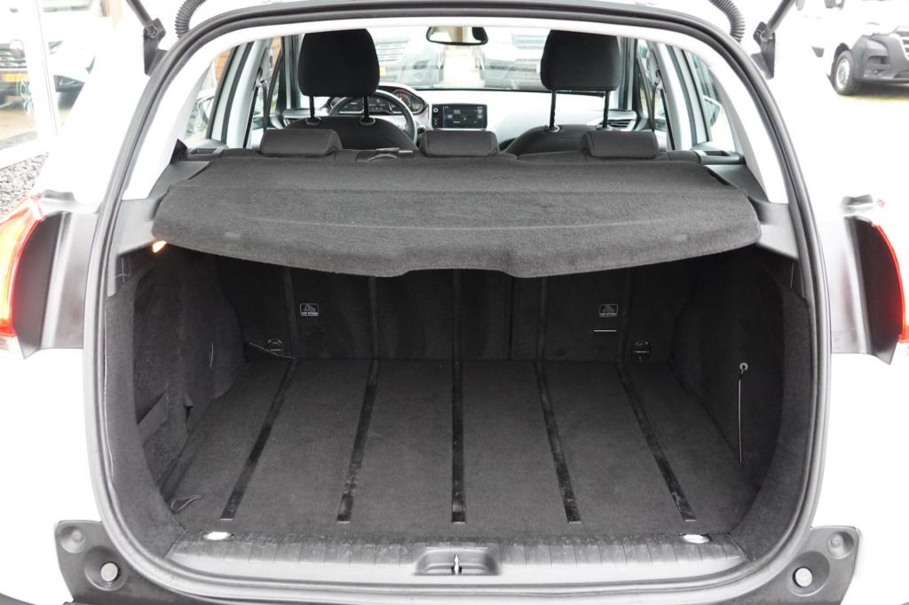 Peugeot 2008 1.6 vti active