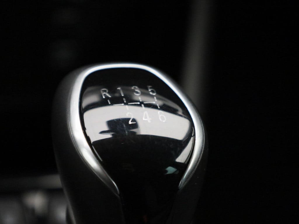 Opel Crossland X 1.2 turbo 120 jaar edition | navigatie | camera | climate 