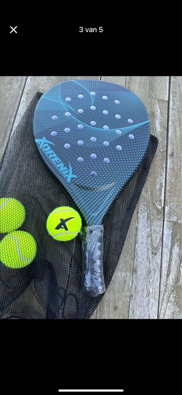 Padel rackets
