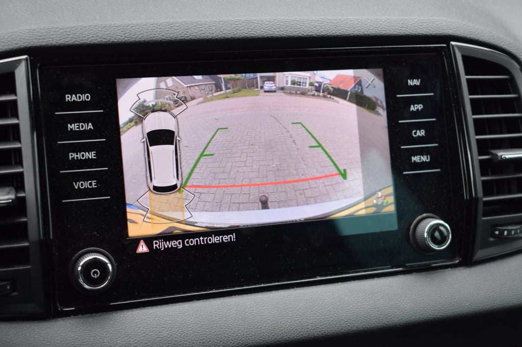 Skoda Karoq 1.5 tsi act sportline | trekhaak | canton | virtual cockpit | a