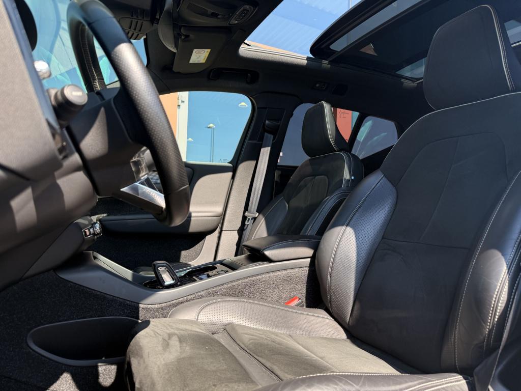 Volvo XC40 2.0 t5 awd r-design | harman kardon | pano | acc | achteruitrijc