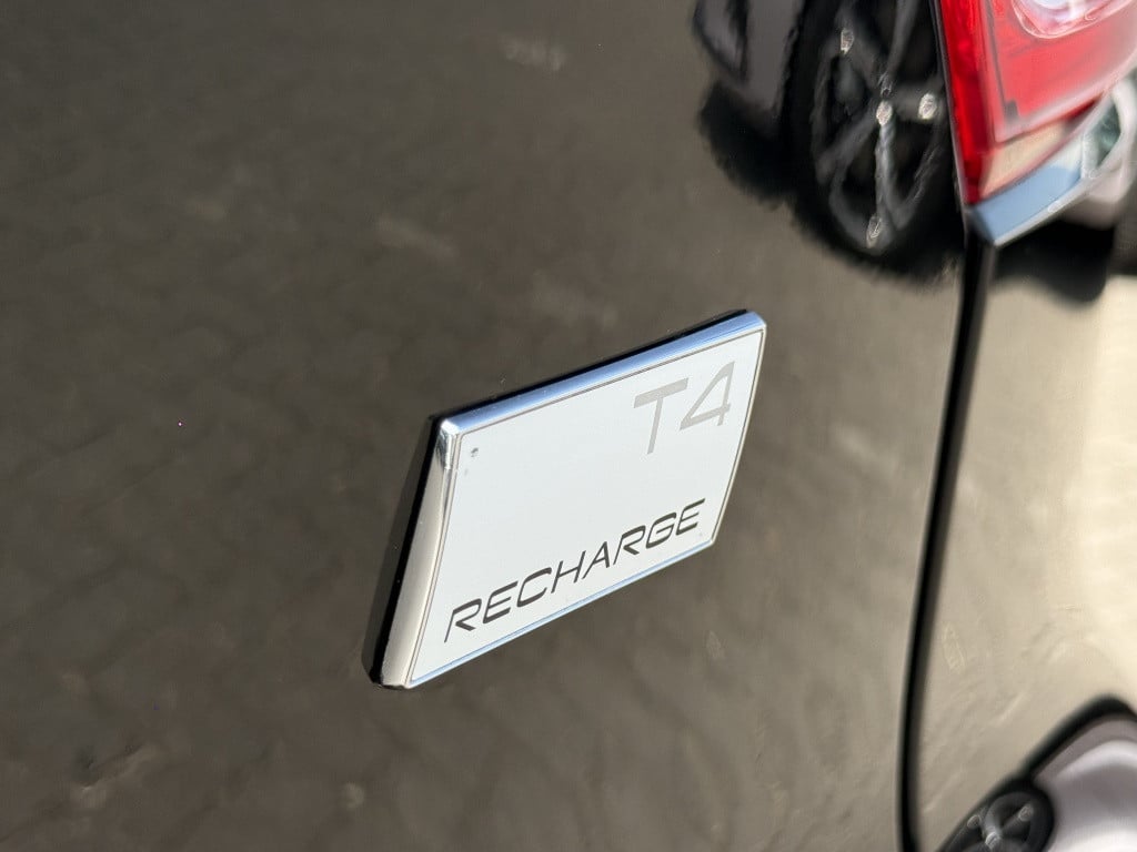 Volvo XC40 t4 211pk recharge inscription exp| panodak| camera| stoel+stuur.
