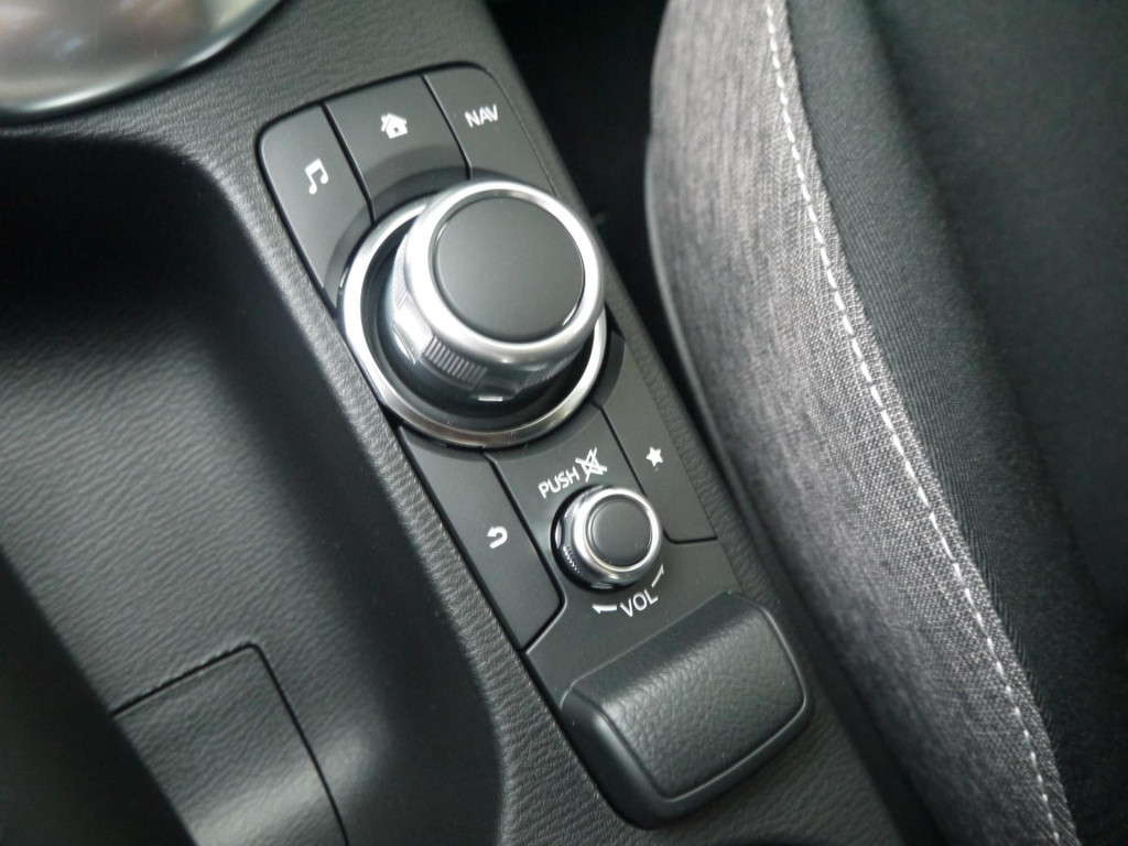 Mazda 2 1.5 e-skyactiv-g 90 exclusive-line