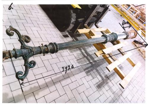 Antieke Gietijzeren Lantaarnpaal