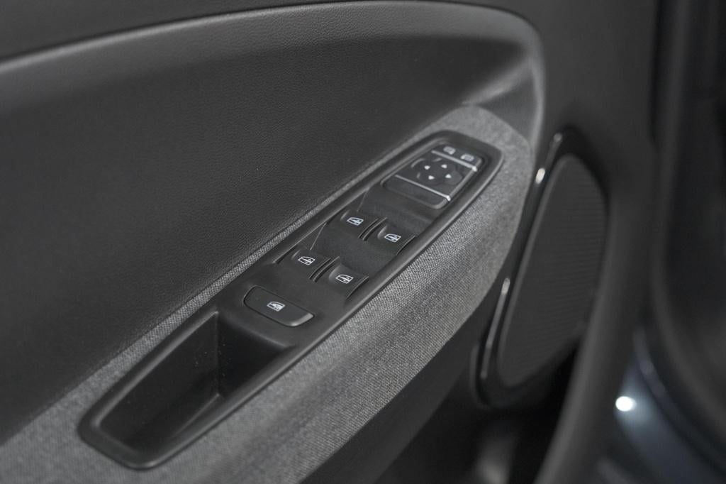 Renault Zoe r110 life 52 kwh | koopaccu | 3 fase | camera | apple carplay |