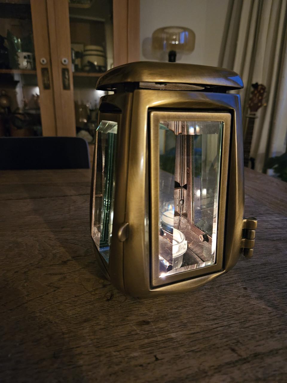 Prachtige nieuwe messing graflantaarn of graflicht