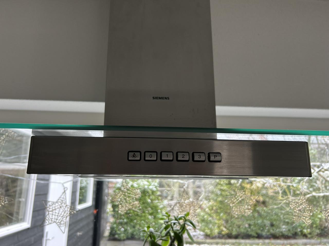 Afzuigkap (Siemens) Wandmodel