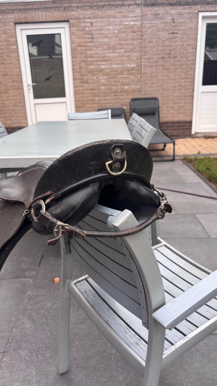 Veelzijdigheids zadel pony (afmetingen in foto)