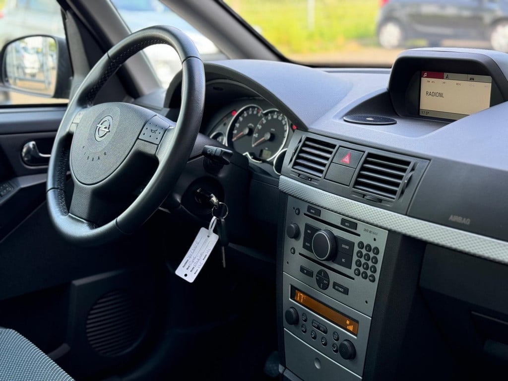 Opel Meriva 1.6-16v cosmo