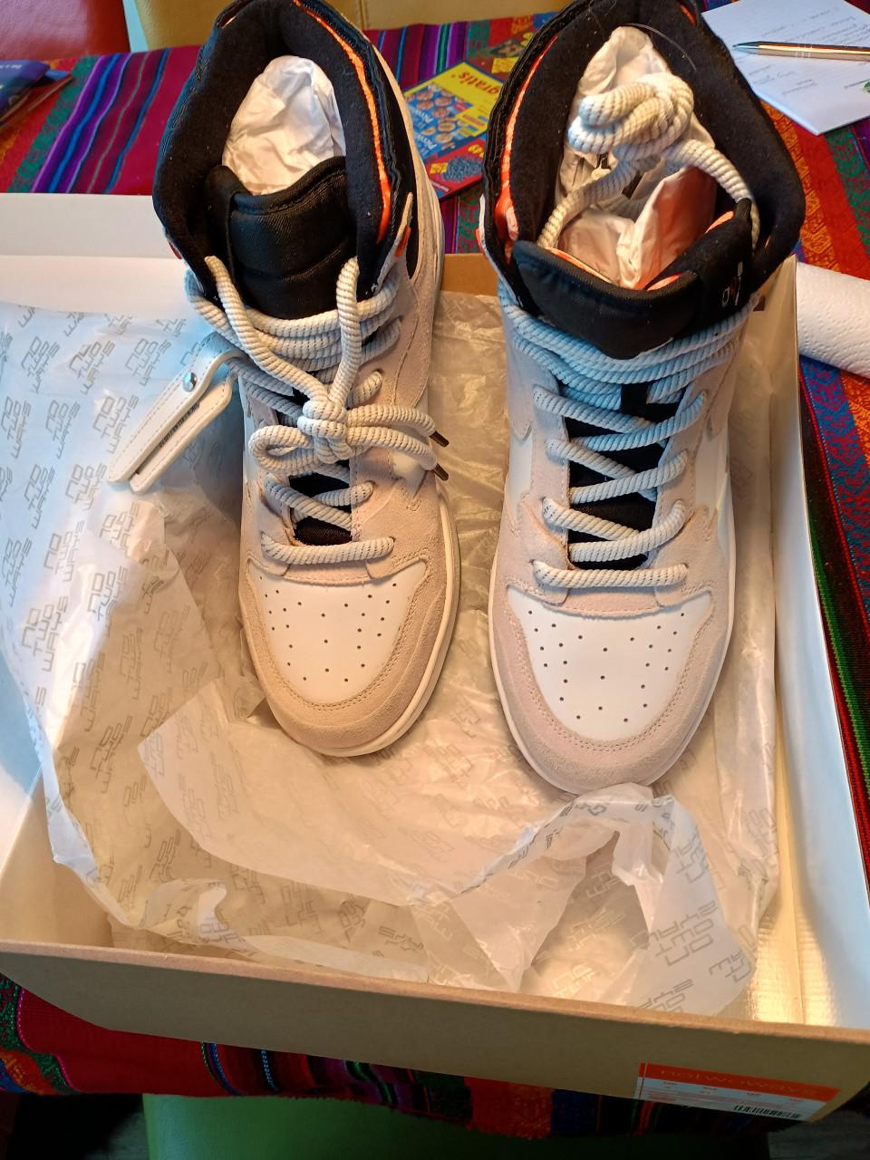 Notwoways sneakers maat 43 nieuw in doos