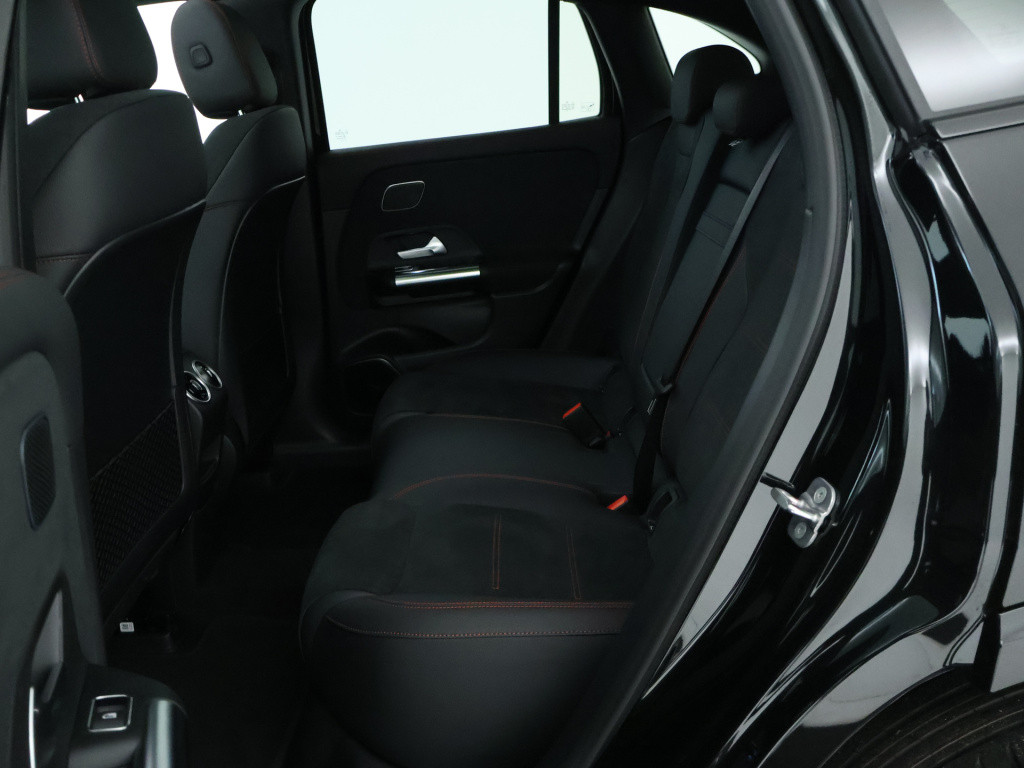 Mercedes-Benz Eqa 250+ business solution amg 71 kwh | nightpakket | winter 