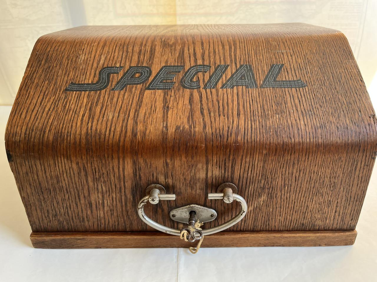 A.E.G. Mignon typemachine – ca. 1920