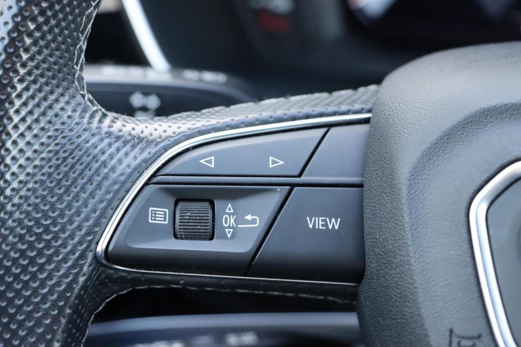 Audi Q3 45 tfsi e s edition 245pk s tronic | soh 97,6% |