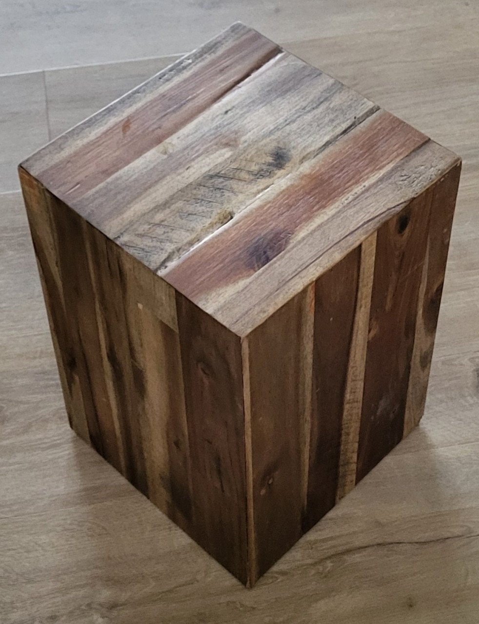 Bijzettafel sokkel