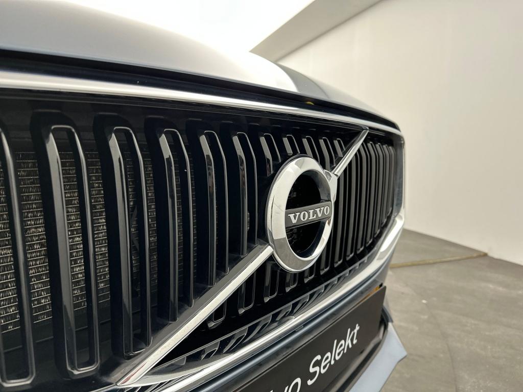 Volvo XC60 t5 253pk momentum| adap.cruise| leder| trekhaak| stoel.verw|