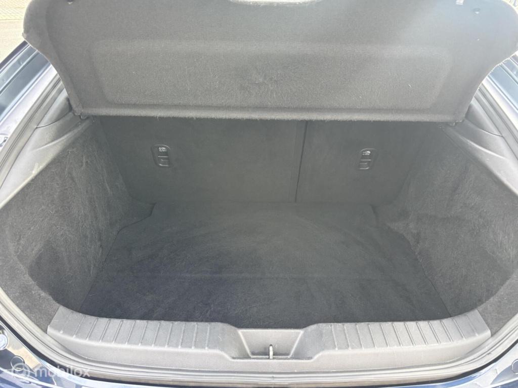 Mazda 3 2.0 e-skyactiv-g m hybrid 122 comfort