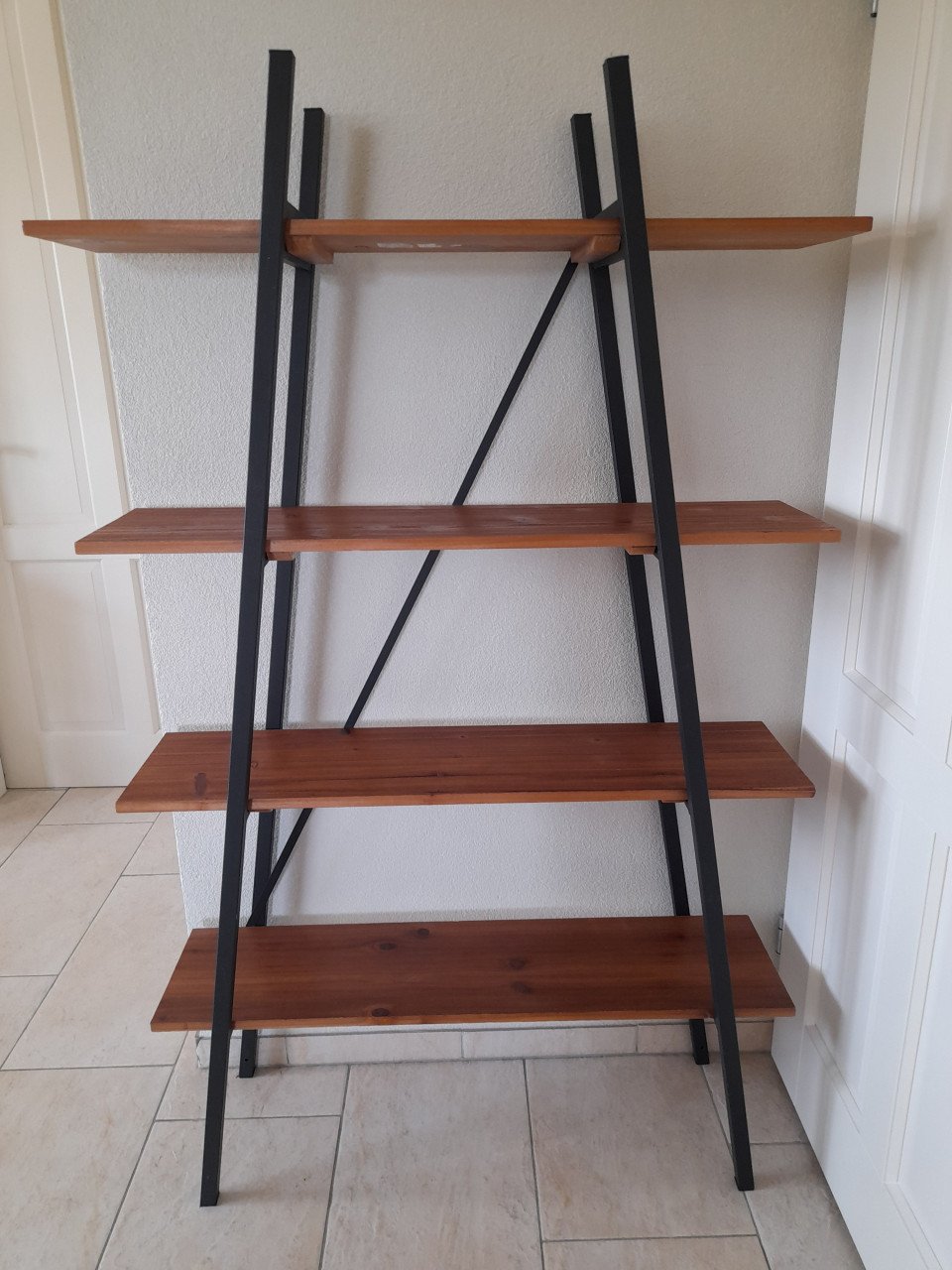 Gaaf metalen  rek 100 x 30 x 163H ( in goede nette staat )