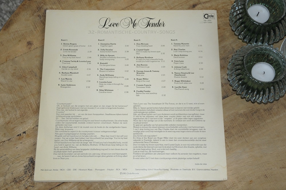 Dubbel lp: Love me Tender - 32 romantische country songs!