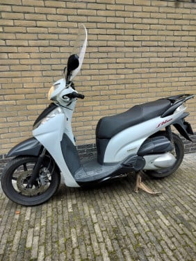 Honda SH300
