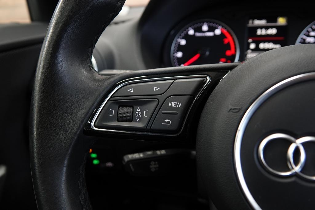 Audi Q2 35 tfsi | camera | pdc | keyless | led |